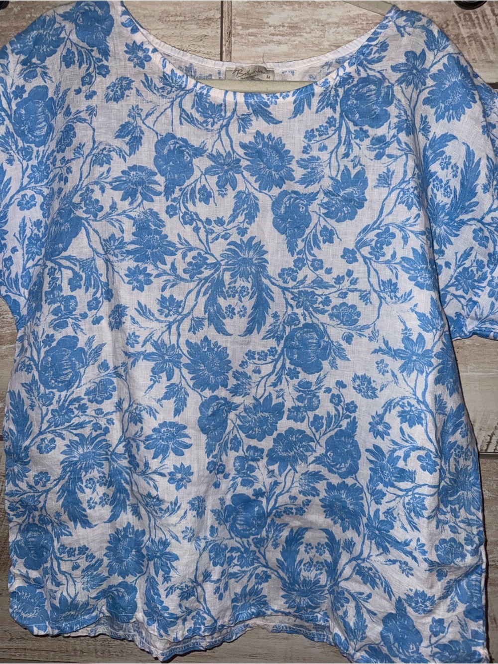 Bellambra Linen floral top